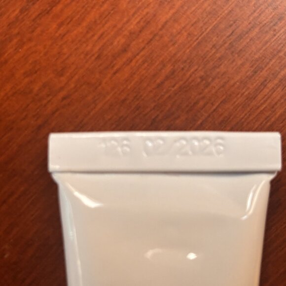 Sealed Tube of French A313 Pommade - Acne and Antiaging Treatment (2 Available) - Picture 3 of 5